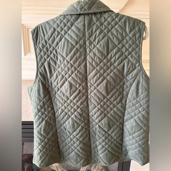 Talbots Quilted Olive Green Vest- Size Large - Picture 2 of 5